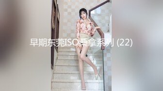 【骚妈带着两个女儿一起大秀直播】全程露脸好刺激黑丝情趣装诱惑吃奶舔逼AV棒自慰骚穴嫩的出水还没毛