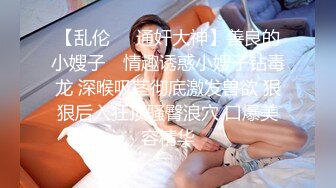 妈妈和女儿一起发骚全程露脸性感睡衣脱光了嗨  双头道具一起口交 骚女儿撅着屁股让妈妈玩逼 道具抽插呻吟