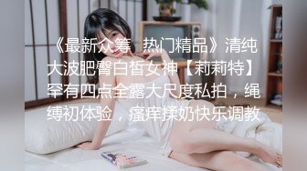 听话小狗会有肉棒吃哦