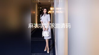 喊个小妞上门玩弄穿着女仆装先让她舔个假鸡巴看看口活怎么样