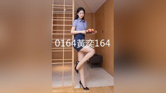 Stripchat站，气质美御姐【AnnaV】黑丝专场，美腿高跟鞋，M腿跳蛋震穴，娇喘呻吟，极度性感诱惑