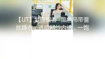 猥琐男下药迷翻陪酒女孩带回酒店玩她丰满的大肥鲍 (3)