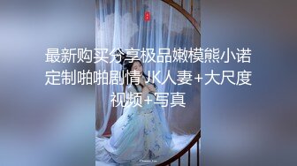   兄弟两在单身公寓一起3P漂亮阿姨 两根大鸡鸡连着来 操的大奶阿姨爽翻天