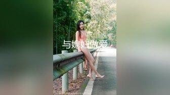 逛街都能看到赤身裸体的女人