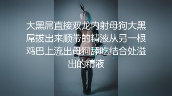 披头散发，在单男抽插下连续高潮，沙发上啪啪操逼