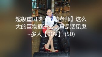 【近日下海颜值女神】极度风骚，刚走大姨妈腰爽一下，蓝色假屌猛插骚穴，太舒服白浆流出，翘起屁股后入一脸享受