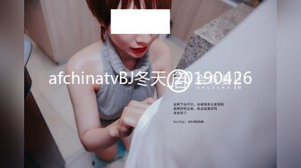 紋身美女女依娜 大尺度家居女友擺誘人姿勢私拍套圖