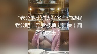 四十多歲女人最臊了,中年夫妻下海啪啪,老娘們真會玩,聽指揮玩弄肥B