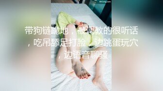 气质韵味御姐范美少妇，性感黑色比基尼，岔开大腿，手指掰穴给狼友看看