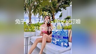 【OnlyFans】小胡渣大屌男友，颜值在线的肉感体态女友[yamthacha]福利合集，蜜桃臀粉穴后入，居家自拍 18